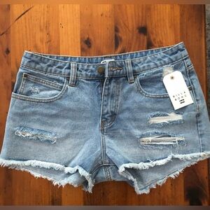 NWT Billabong Jean shorts. Size 29. Distressed